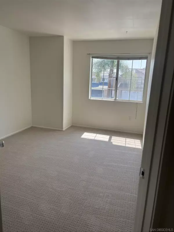 San Diego, CA 92128,14018 Via Corsini