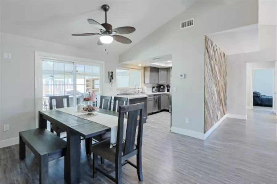 12524 Jackson Heights Dr., El Cajon, CA 92021
