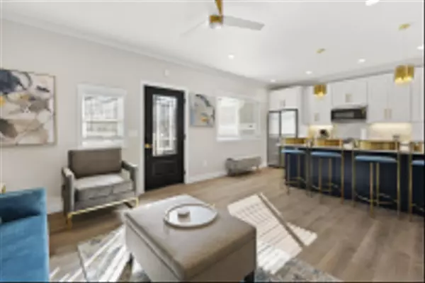 3770 3rd Ave #B, San Diego, CA 92103