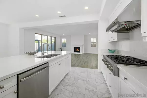 San Diego, CA 92130,13441 Banyan Way