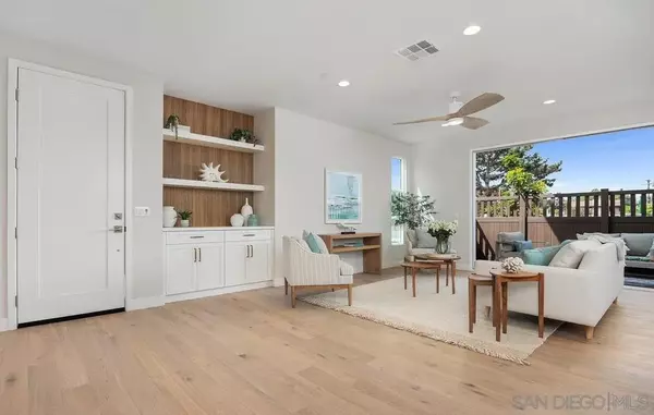 Encinitas, CA 92024,559 N Vulcan Ave