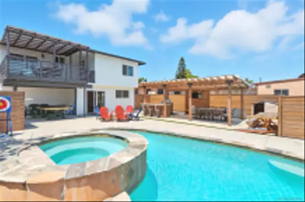 520 Grant Street, Oceanside, CA 92054