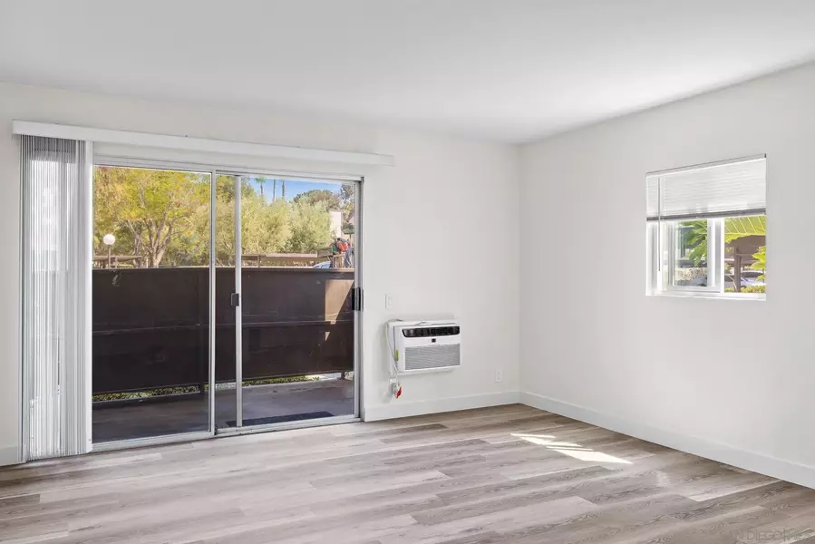 8027 Caminito De Pizza #B, San Diego, CA 92108