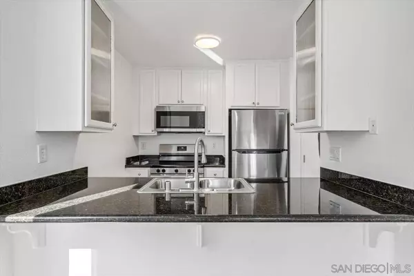 San Diego, CA 92115,4860 Rolando Ct #29