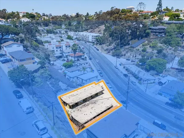 San Diego, CA 92103,3206-16 Reynard Way