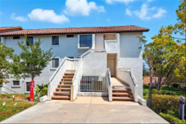 16430 Avenida Venusto #D, San Diego, CA 92128