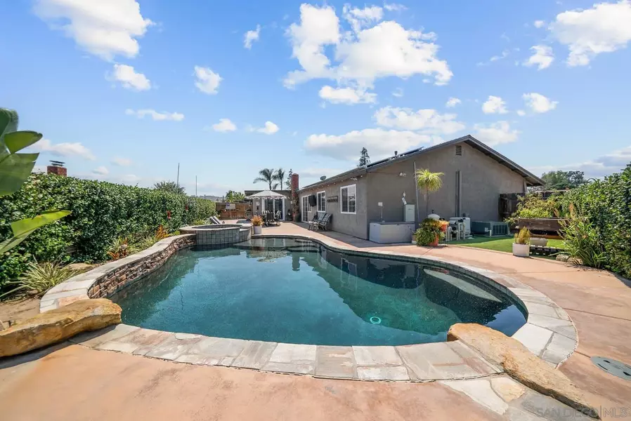 10263 Avenida Real, Lakeside, CA 92040