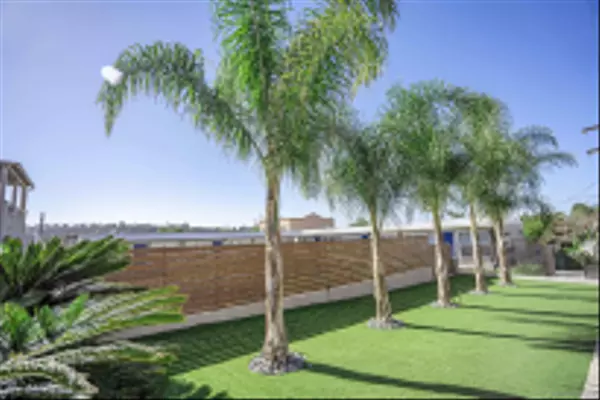 San Diego, CA 92110,5747 Lauretta St