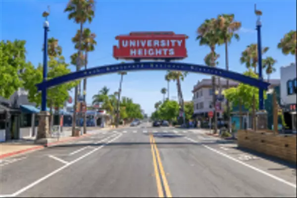 San Diego, CA 92116,4514 Cleveland