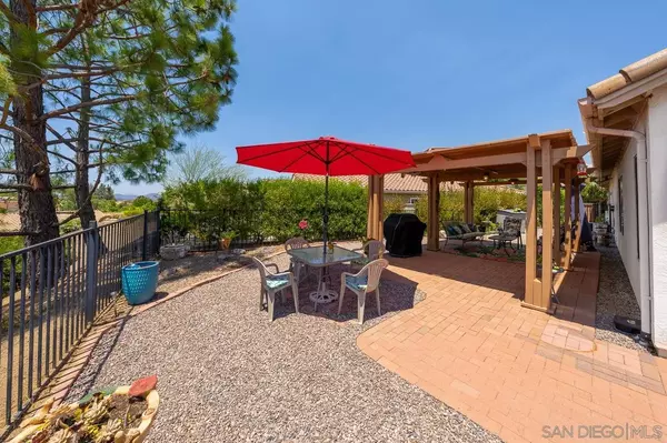 Alpine, CA 91901,2617 LOBELIA RD