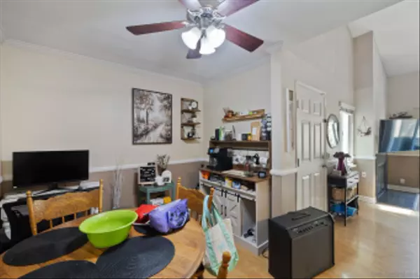 Escondido, CA 92026,225 W El Norte Parkway #249