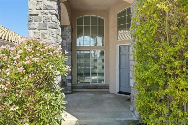 Escondido, CA 92026,2292 Rock Crest Gln