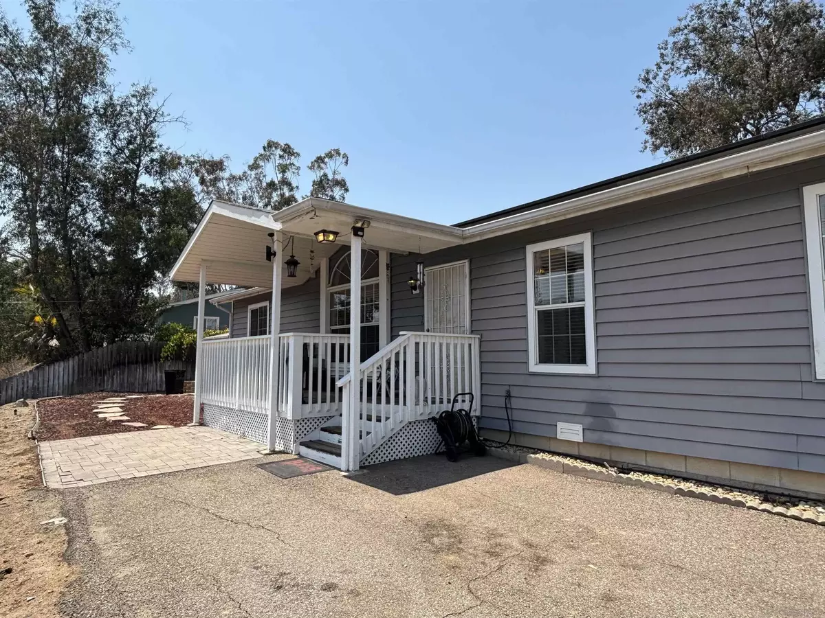 El Cajon, CA 92021,13114 Aurora Dr