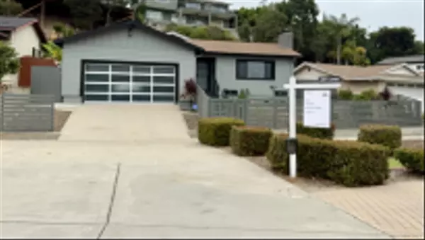 5209 Foothill Blvd, San Diego, CA 92109