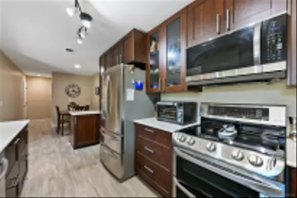Poway, CA 92064,13605 Sycamore Tree Ln