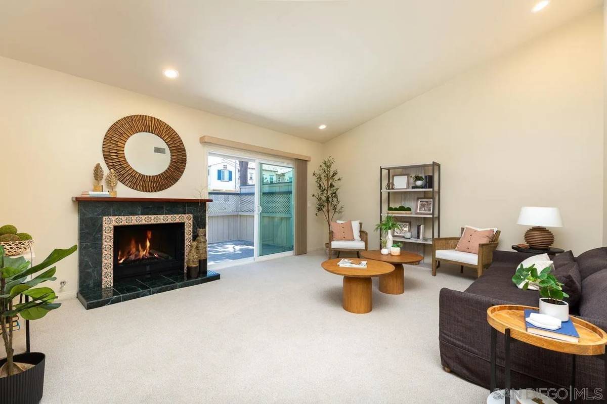 San Marcos, CA 92069,254 Cerco Rosado