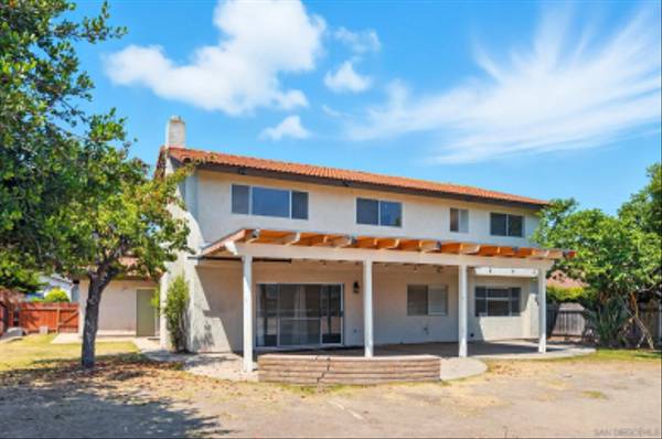 Bonita, CA 91902,4201 Country Trails