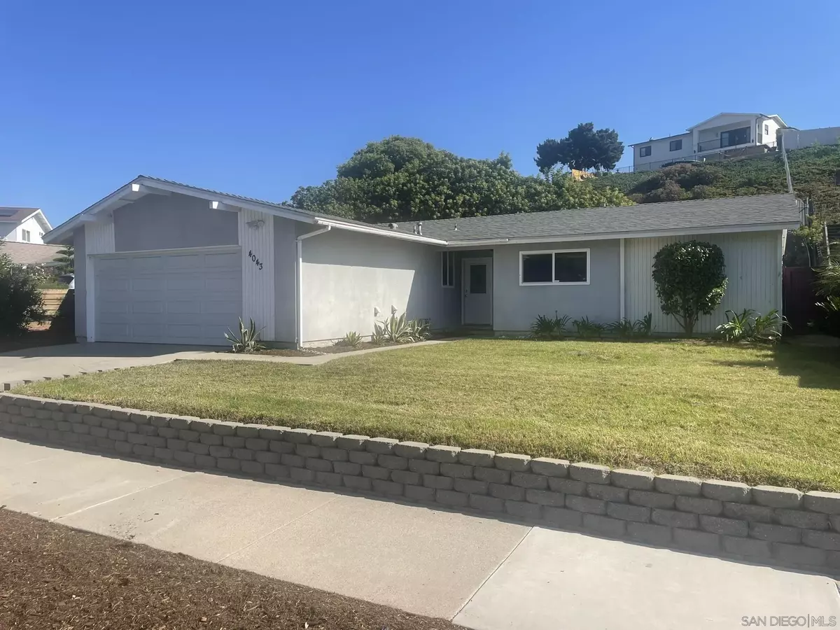 Oceanside, CA 92056,4043 Mira Costa St.