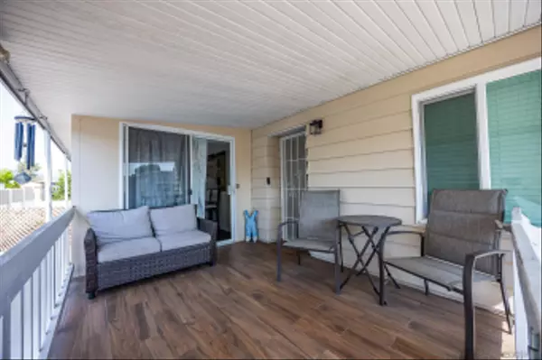 Santee, CA 92071,8301 Mission Gorge Rd #SPC 382