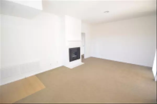 San Diego, CA 92130,3505 Caminito El Rincon #276