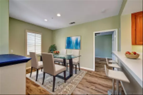 San Diego, CA 92129,7855 Via Belfiore #1