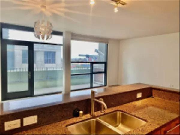 San Diego, CA 92101,350 11th Avenue #619
