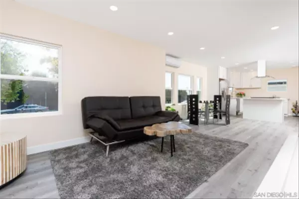 San Diego, CA 92113,1038 Sicard