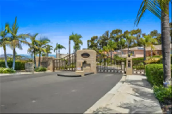 San Diego, CA 92128,12131 View Pointe Row