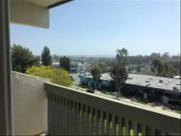 San Diego, CA 92117,4060 Huerfano Ave #246