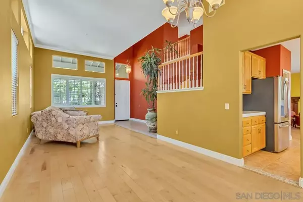 Santee, CA 92071,10496 Chaparral Dr