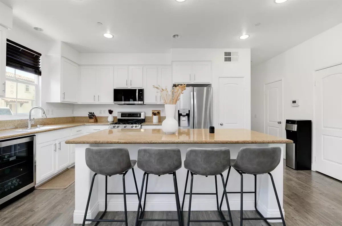 Chula Vista, CA 91913,1554 San Javier Ct #2