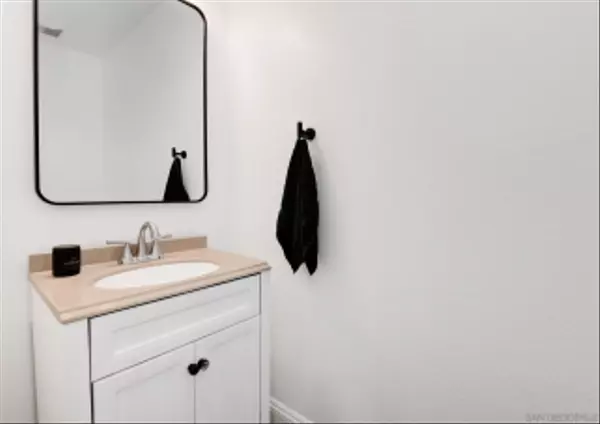 Chula Vista, CA 91913,1554 San Javier Ct #2