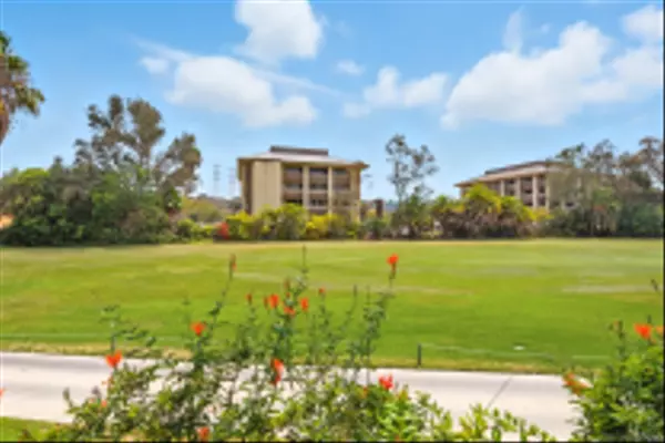 Oceanside, CA 92056,2207 Fairway Ct