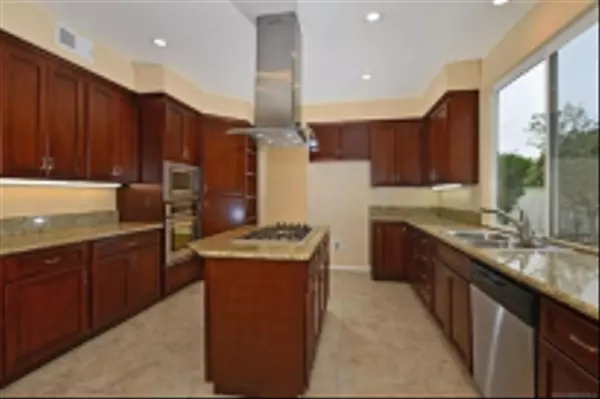 Temecula, CA 92592,32219 Via Almazan