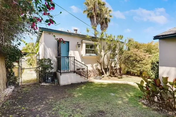 San Diego, CA 92116,4251 Ethelda Place