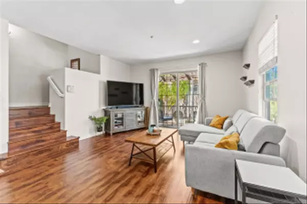 2208 Huntington Point Rd #24, Chula Vista, CA 91914