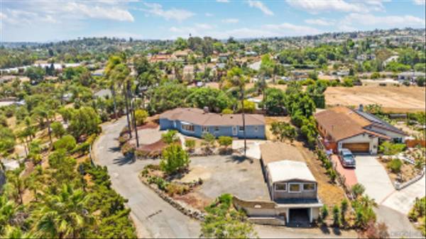 2530 Pruett Dr, Vista, CA 92084