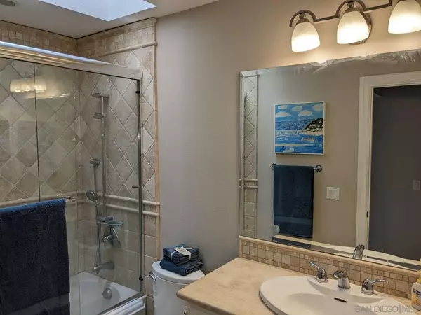 Newbury Park, CA 91320,4025 Monterey Ct