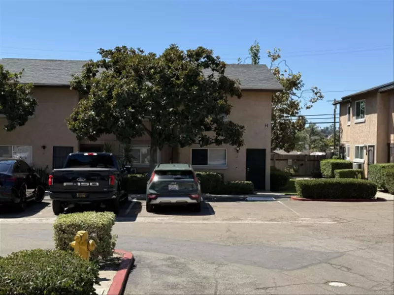 1034 Leland St #14, Spring Valley, CA 91977