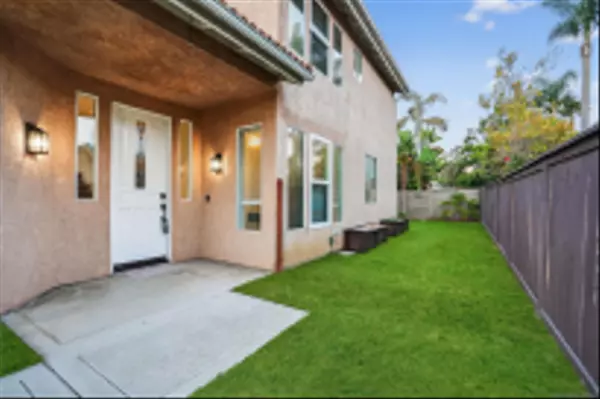 Encinitas, CA 92024,401 Villa Blanca Ct