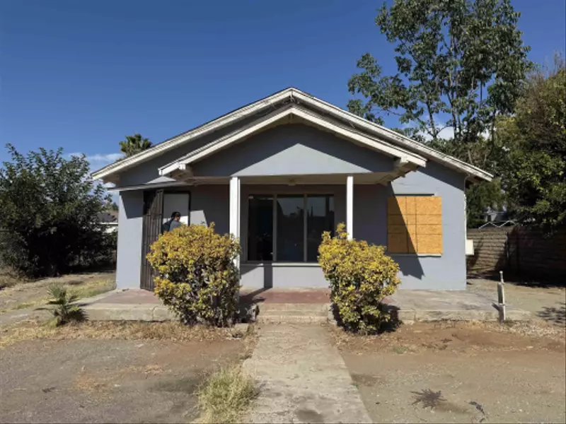 1104 S Escondido Blvd, Escondido, CA 92025