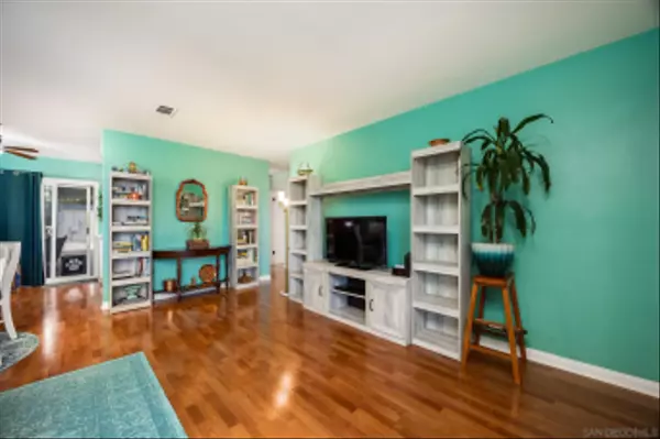Oceanside, CA 92057,3839 Vista Campana S #Unit 42