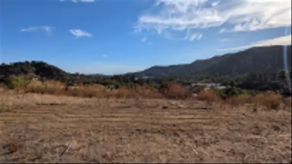 Escondido, CA 92026,27005 N Broadway #17