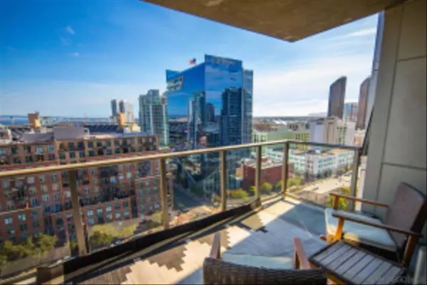 800 The Mark Ln #1606, San Diego, CA 92101