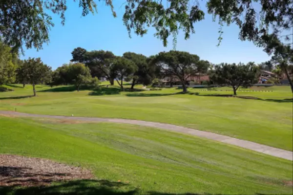 San Diego, CA 92128,12977 Camino Emparrado