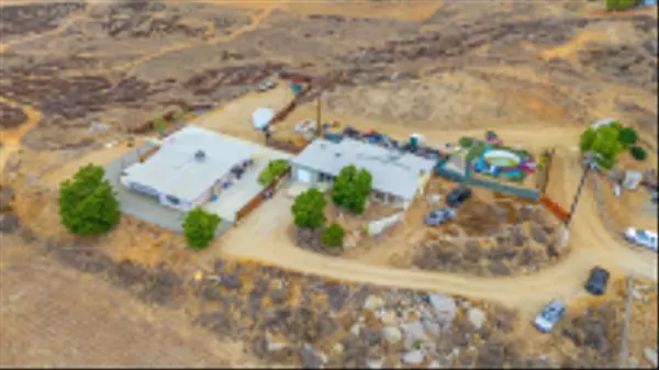 28587 Goetz Rd, Canyon Lake, CA 92587