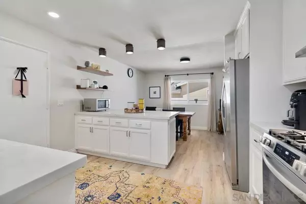 San Diego, CA 92123,2421 Casement St