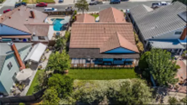 San Diego, CA 92119,8076 El Extenso Ct.