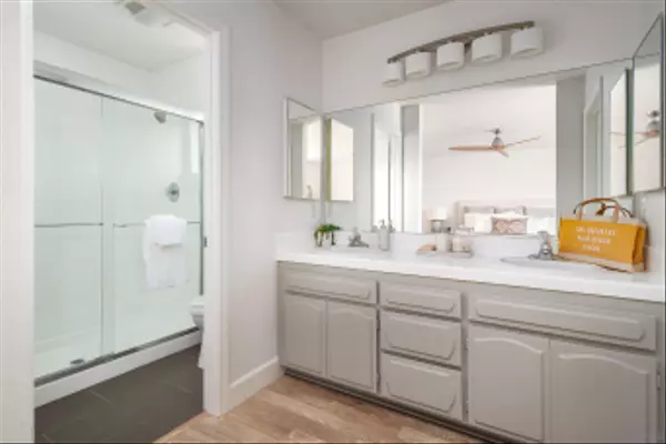 Carlsbad, CA 92009,6732-6734 Antilope St