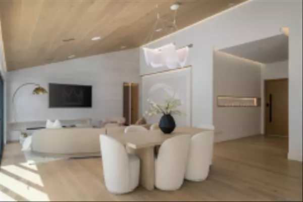 La Jolla, CA 92037,5826 Soledad Mountain Rd